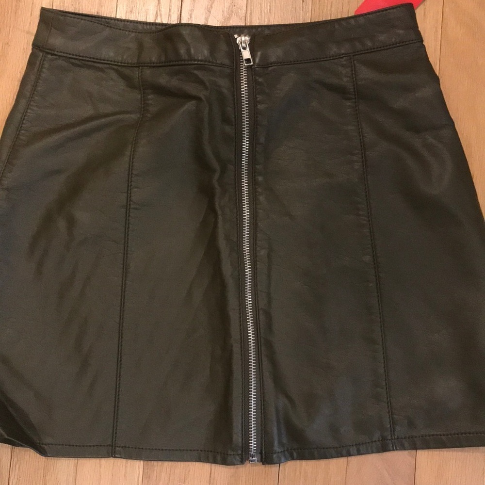 NWT olive green zip up mini skirt